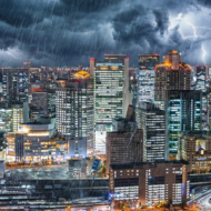 維新「埋没」に危機感